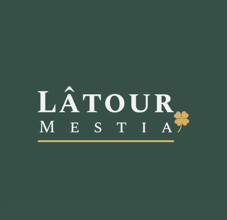 Latour Mestia Exteriör bild